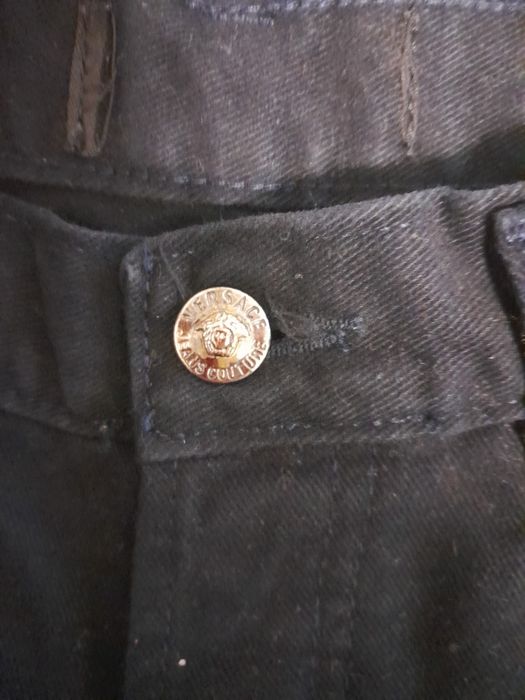 Продам джинси Вірсаче