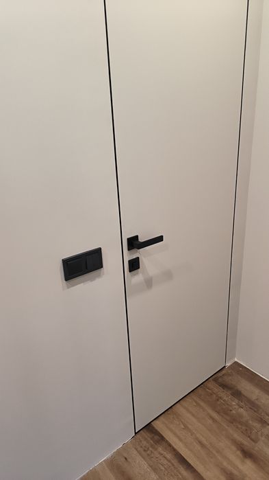 Продам двері прихованого монтажу inside