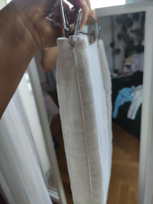 Biały lniany garnitur z granatowymi przeszyciami 100% len