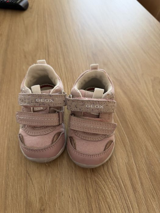 Кросівки  Geox для дівчинки