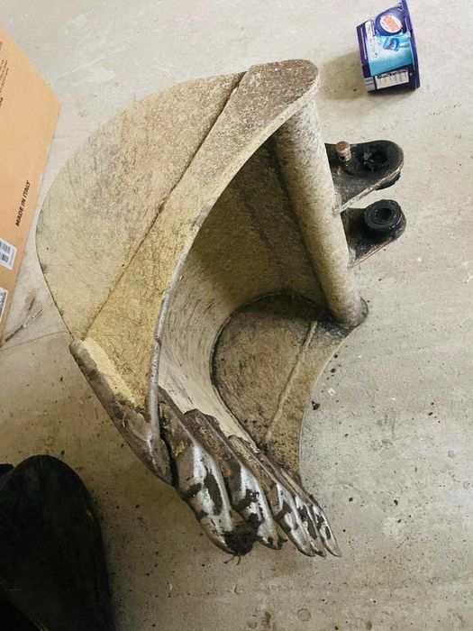 Міні екскаватор JCB 8018