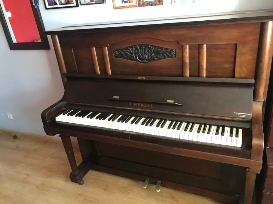 Pianino W.Menzel