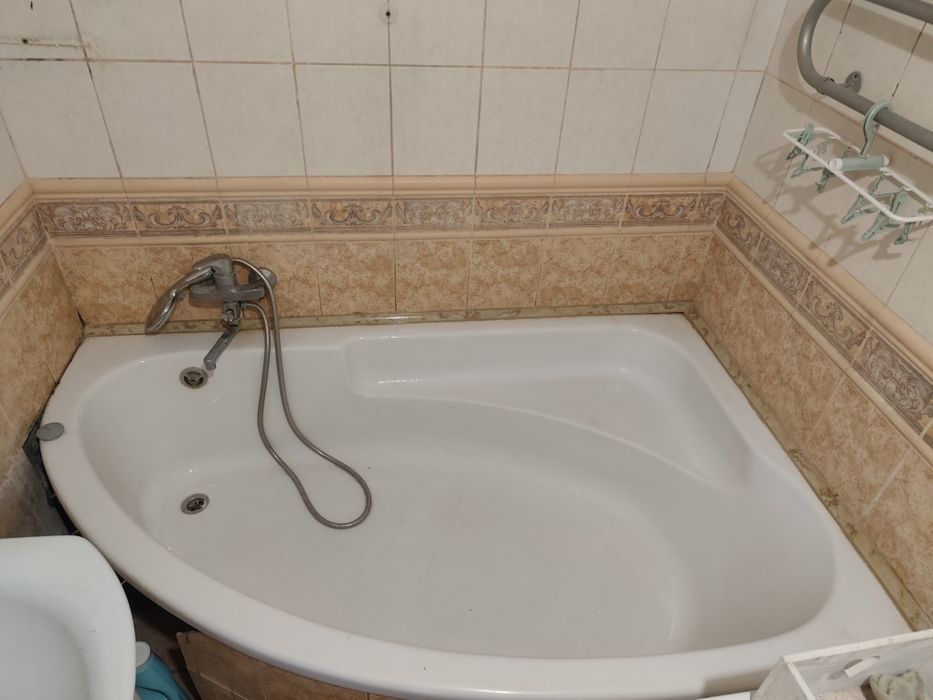 Ванна акрилова , розмір  170х110