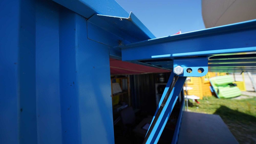 Contentor de Bar Azul - Ideal para colocar na praia