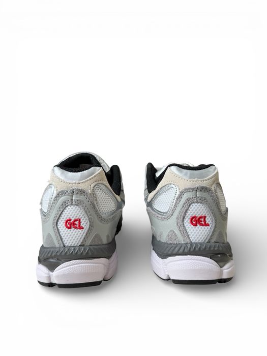 Чоловічі кросівки ASICS Gel-NYC White Steel Grey весняні
