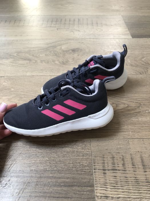 Кросівки adidas 30 розмір 18 см устілка