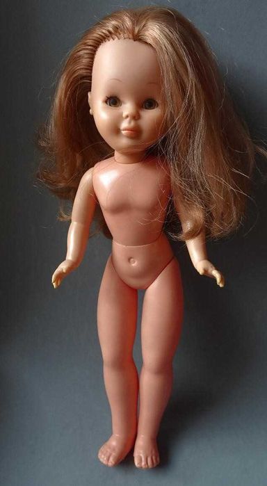Antiga boneca Nancy da Famosa articulada com roupa original