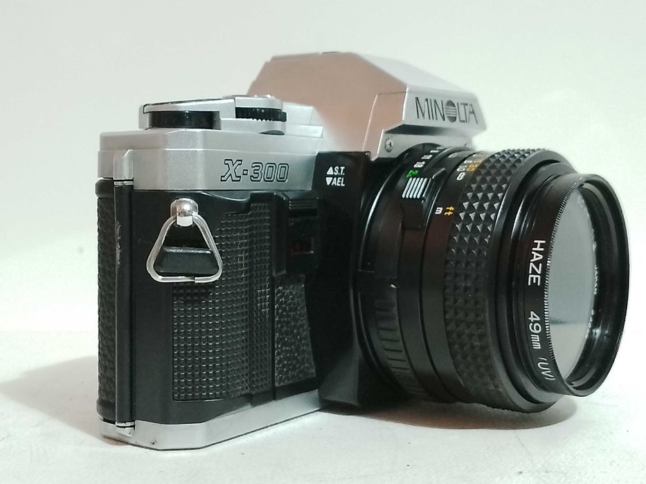 Minolta X-300 aparat analogowy