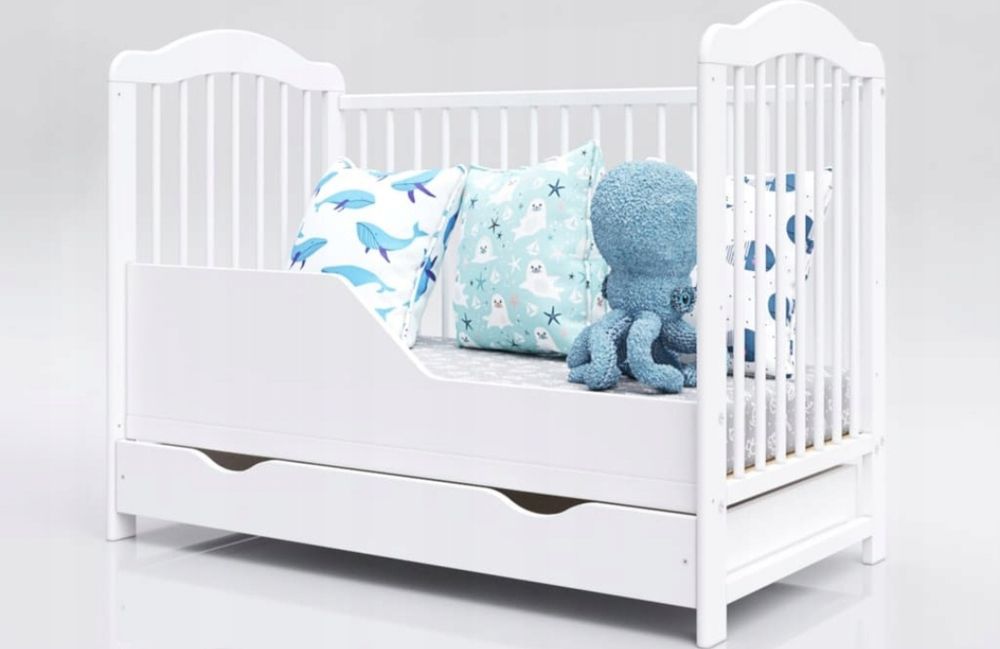 Łóżeczko dziecięce z szufladą