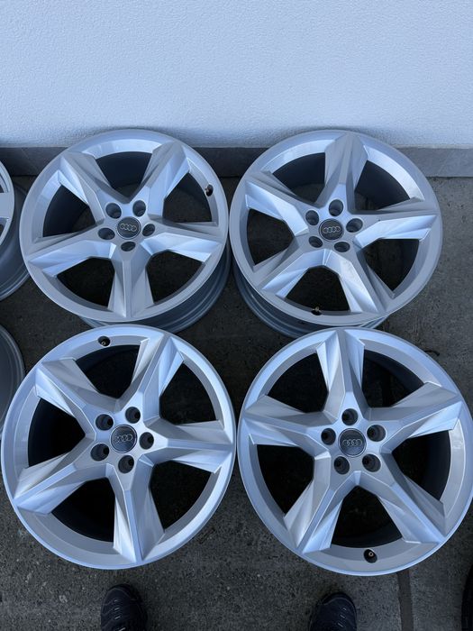 Диски 19 5.112 ЕТ28 8jx19H2 Audi Q7
