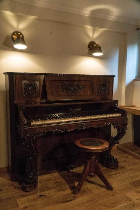 Pianino Irmler z 1850-60 roku – Historyczny instrument