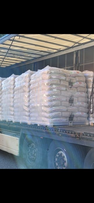 Pellet olczyk 70 worków