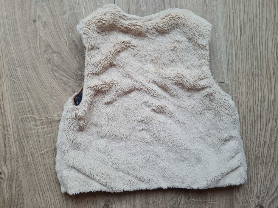 Kamizelka futrzana Zara 98 ciepła beżowa