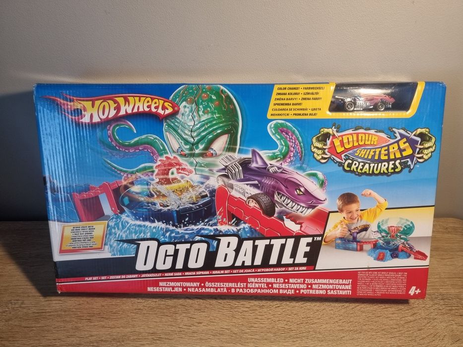 Hot Wheels Tor Octo Battle 2009  Fabrycznie Zapakowany Kolekcjonerski