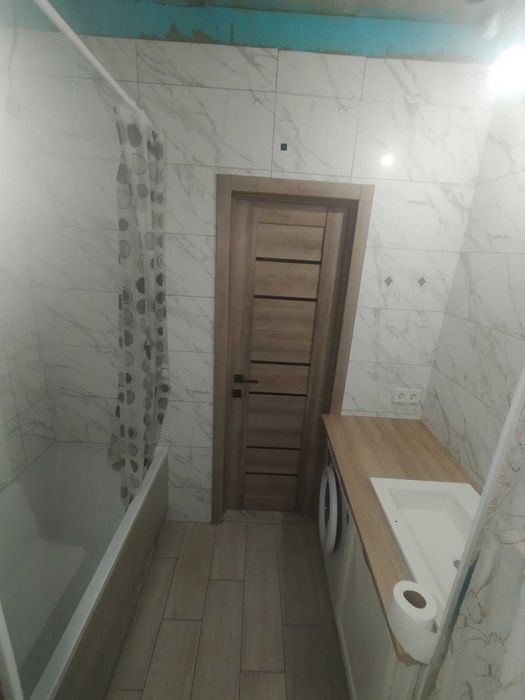 Продається 2к з новим ремонтом.Зручний виїзд на Київ