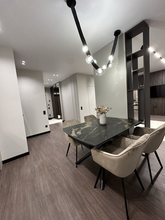 Продаж 2к квартири вул. Героїв  Крут, ЖК Авалон Холідей