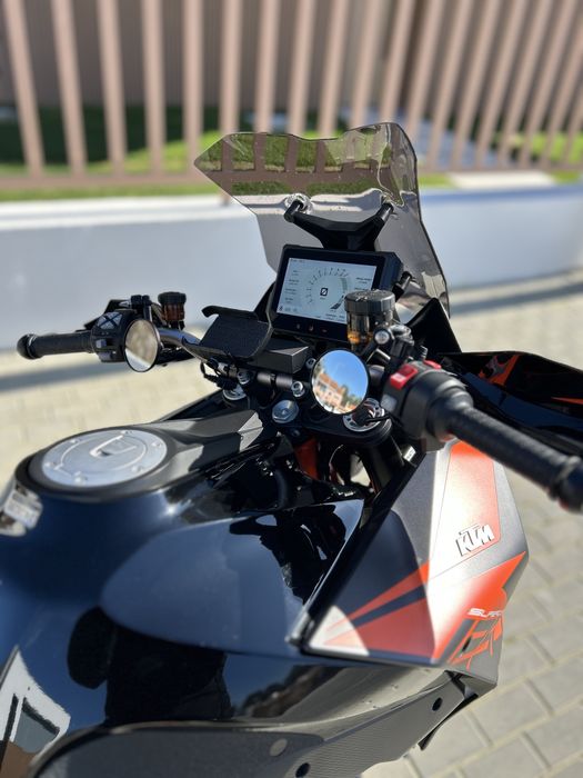 KTM 1290 Super Duke GT