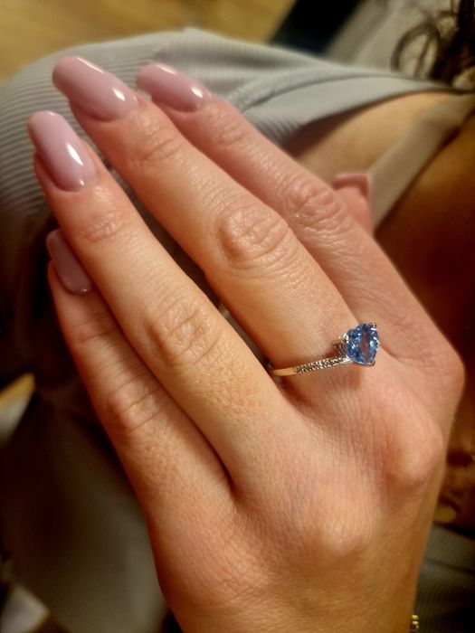 Magiczny z. Topazem I diamentami