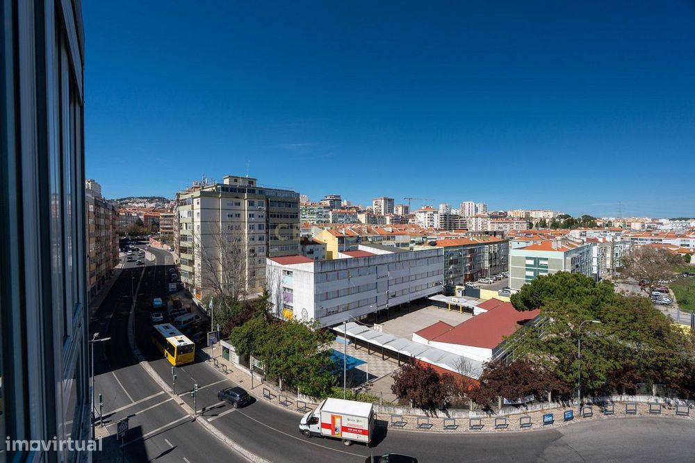 ** Espectacular Apartamento T2 Perto Do Metro De Odivelas **