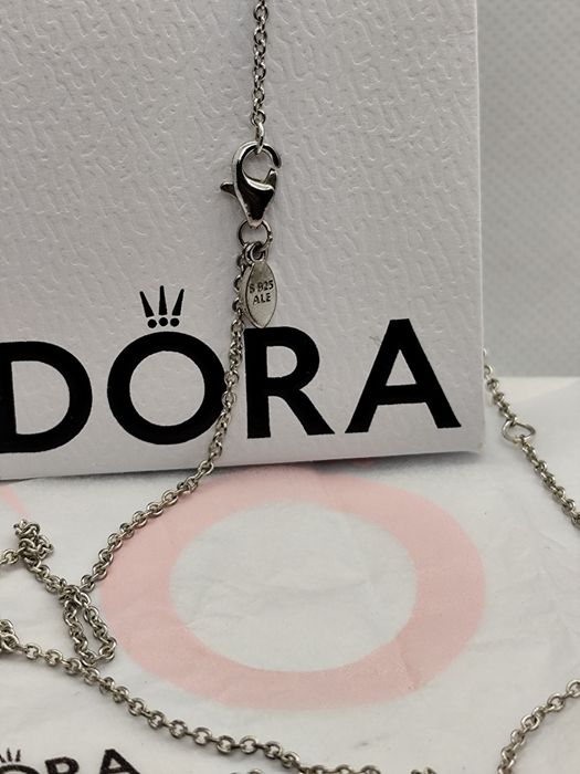 Colar/fio da Pandora