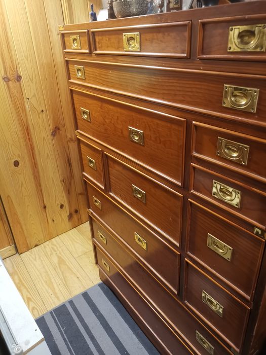 Armário em madeira - Quarto