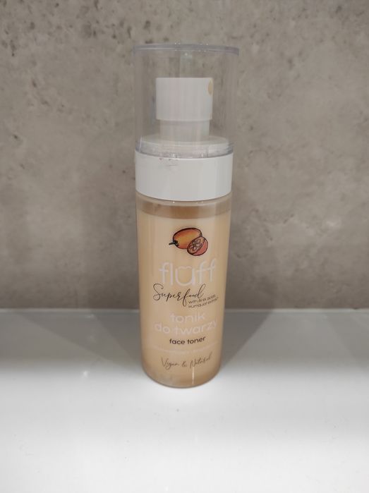 Fluff tonik do twarzy z kwasami AHA