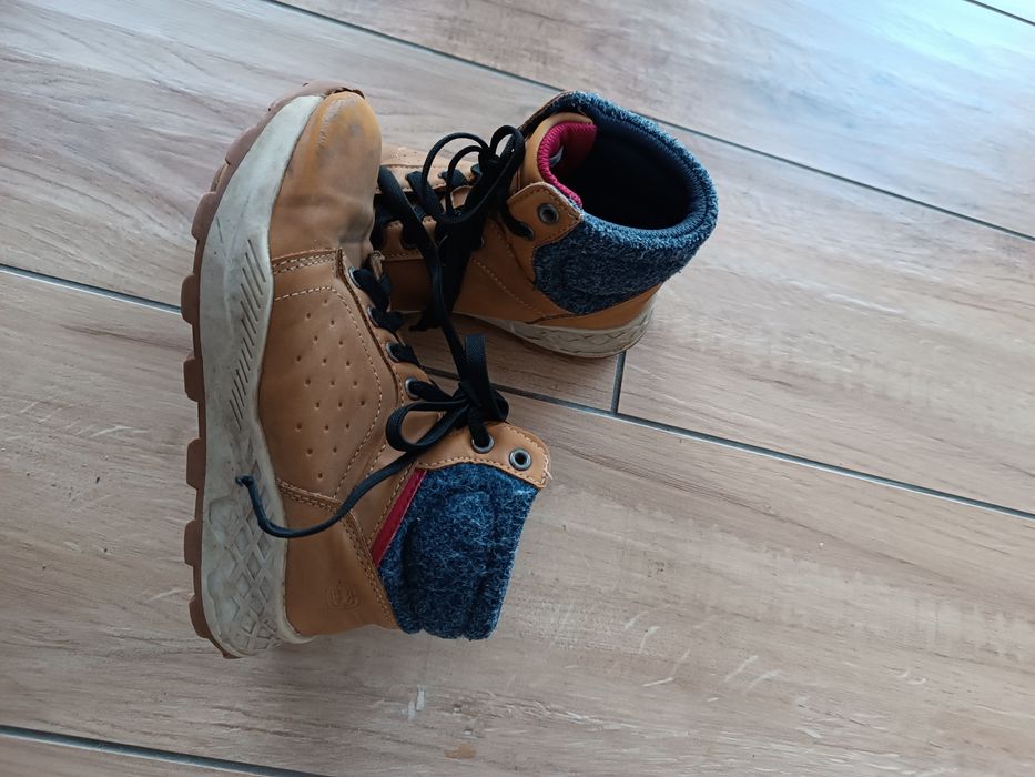 Bardzo ładne buty jesienne r 33