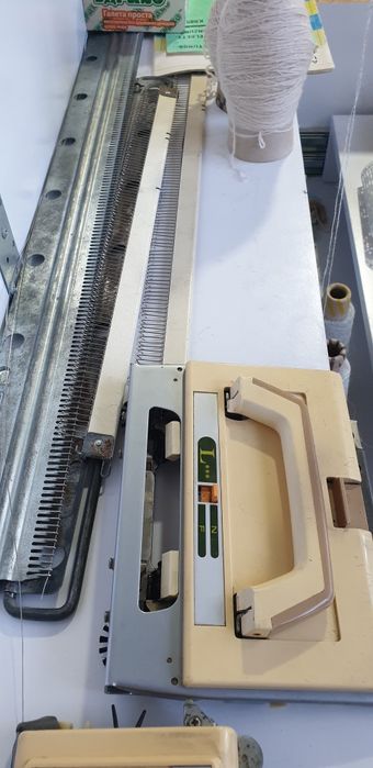 Вязальная машина