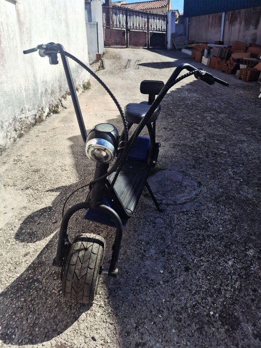 Scooter elétrica KraftMüller usada