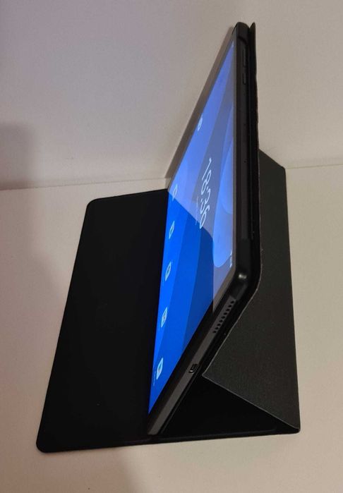LENOVO M10 HD Tablet + Folio Case64309746397954121