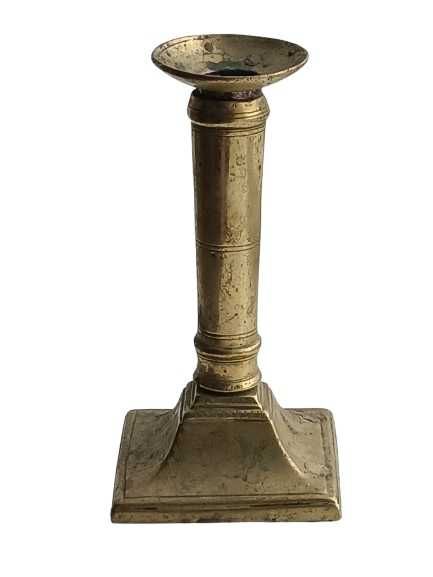 Stary mosiężny świecznik kolumnowy 15,5 cm