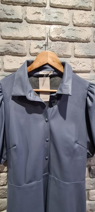 Платье  Reserved