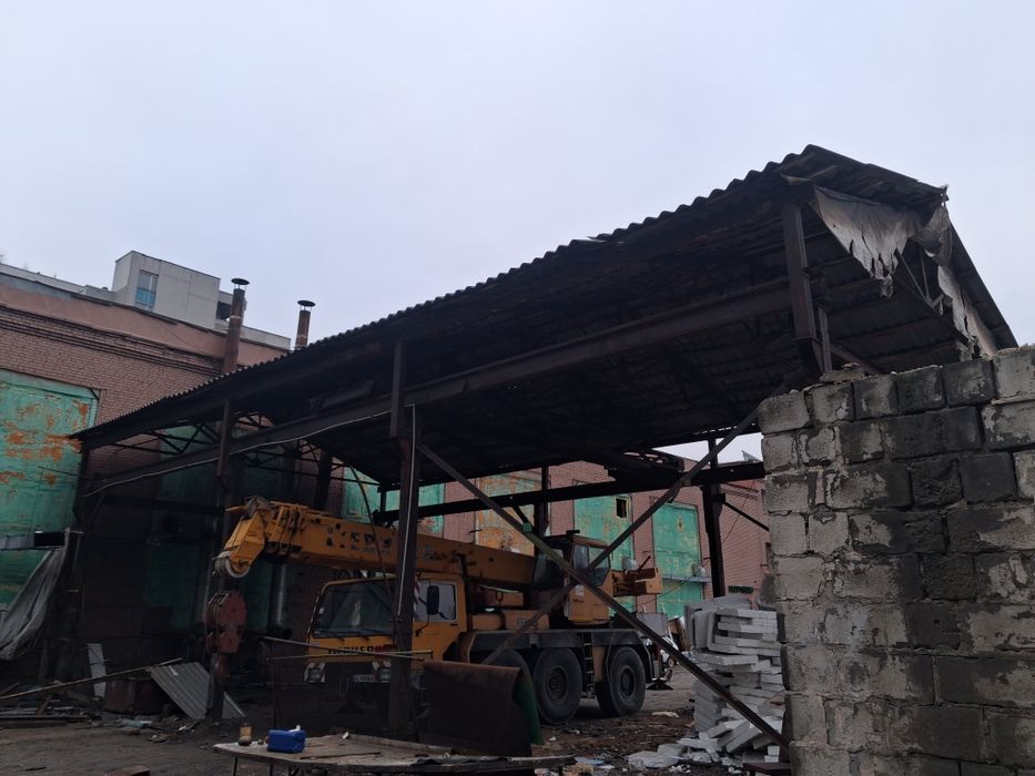 Ангар 8.50×20 железний