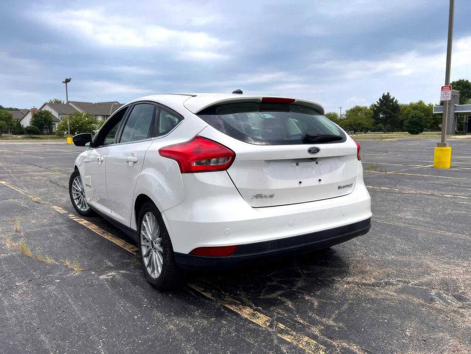 Ford Focus Electric      2016
