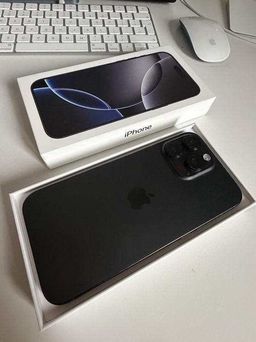 Bateria 100% iPhone 16 Pro Max 256gb Black Titanium