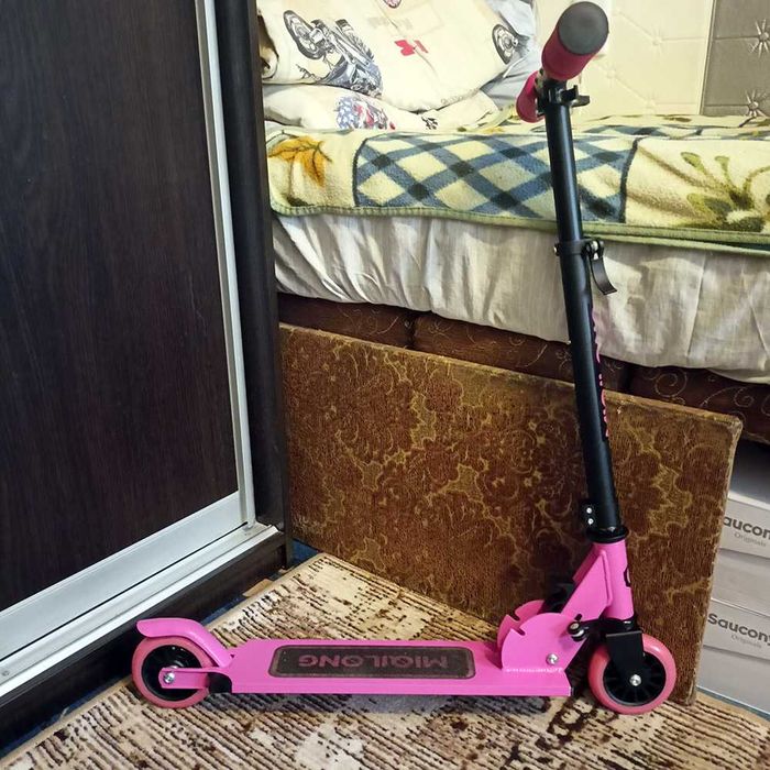 Самокат детский Miqilong розовый