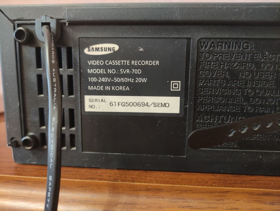 Відеомагнітофон Samsung SVR-70D