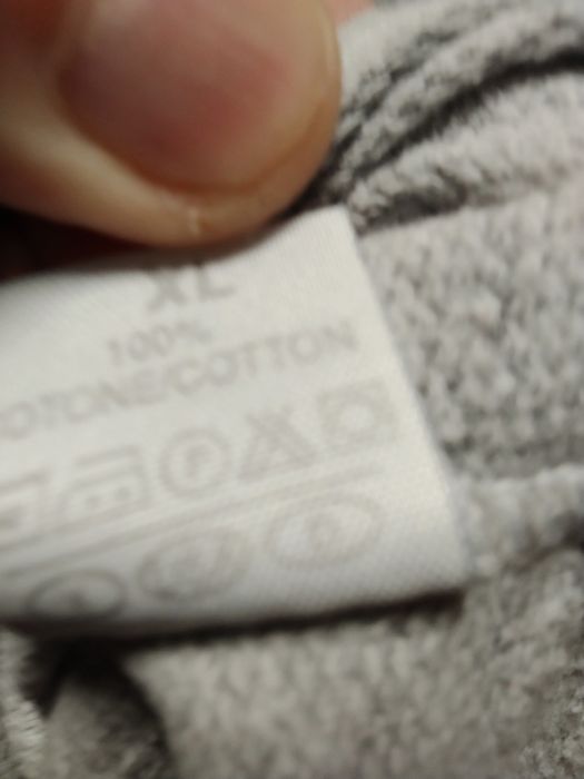 Продам гольф мужские Calvin Klein