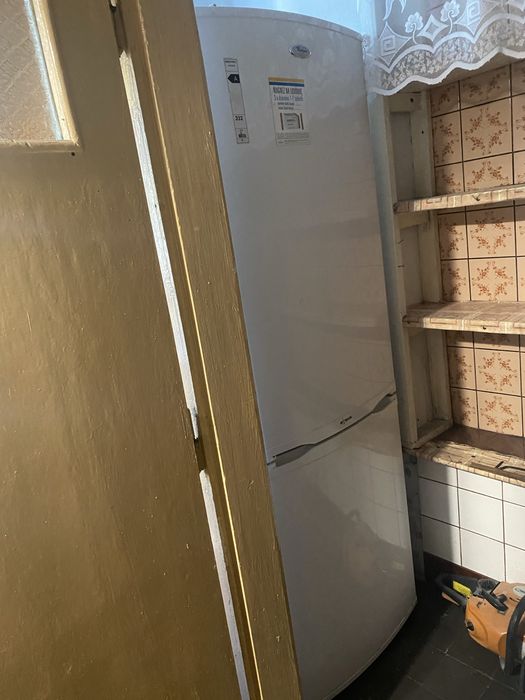 Lodówka Whirlpool ARC 5450 w dobrym stanie