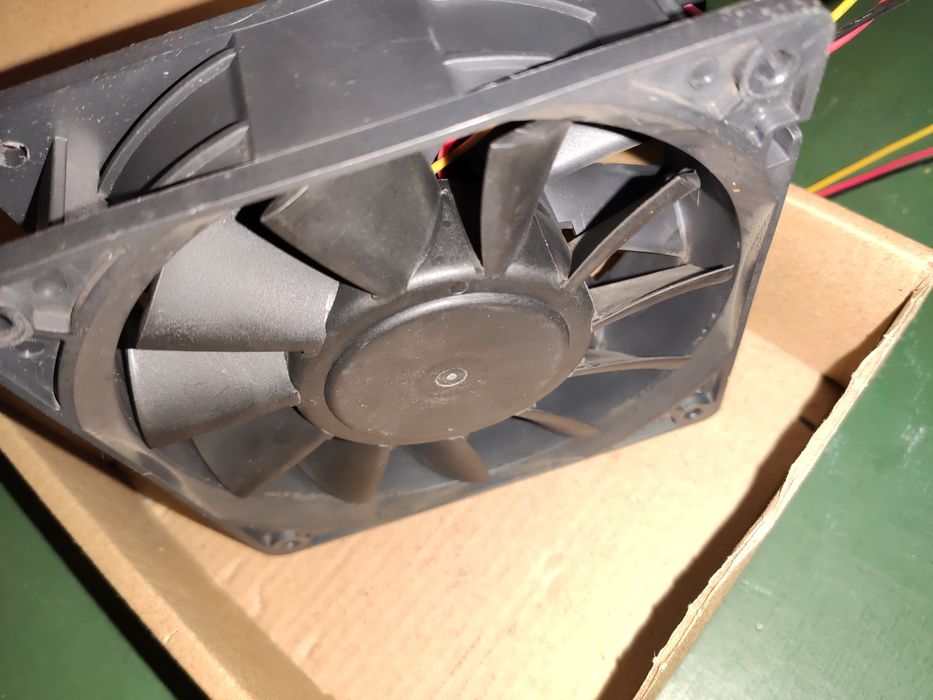 6 x Ventoinhas HF 12V 200 cfm 12x12 3 pinos [NOVAS]