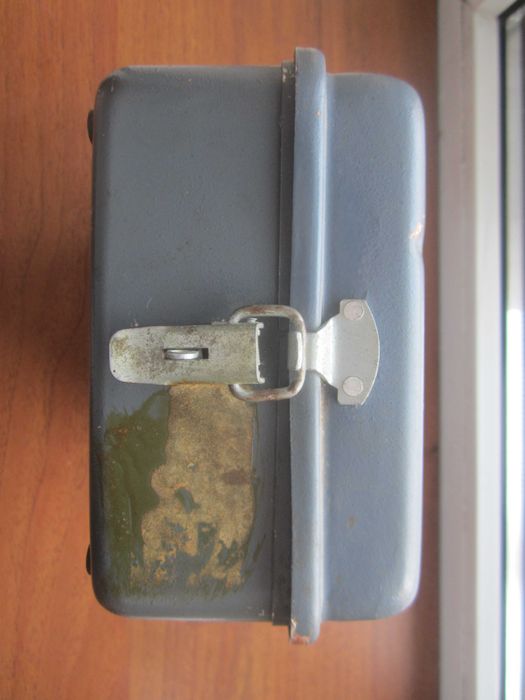 Металлическая коробка для хранения и переноски тестера Ц4312 и др.