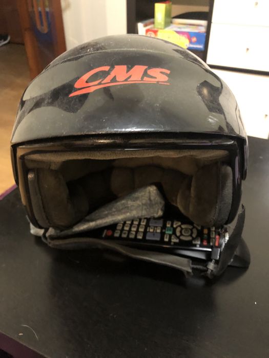 Capacete aberto