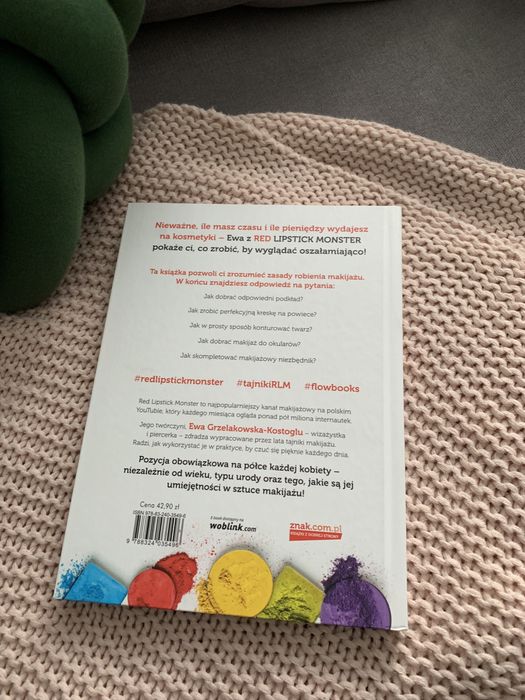 Red Lipstick Monster Tajniki Makijażu