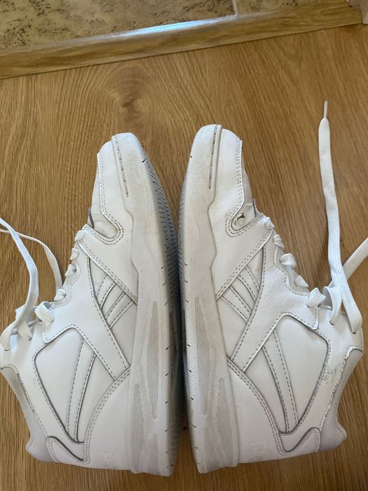 wyższe buty reebok