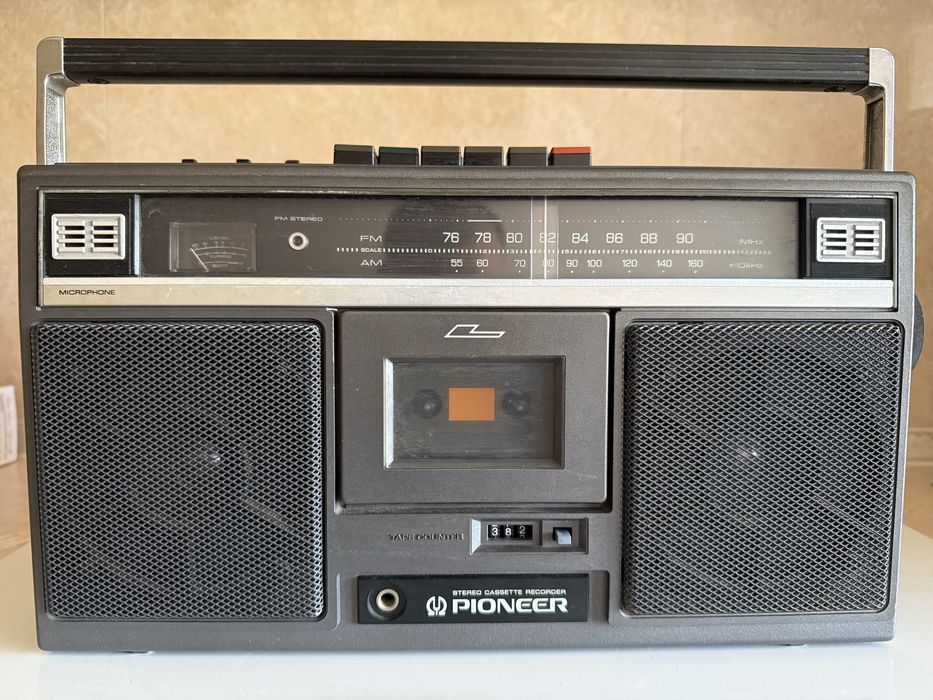 AM/FM магнитола Pioneer SK-1