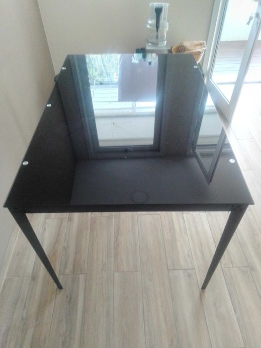 Mesa de Jantar HOMCOM — Vidro Temperado + Pés de Aço — Preto