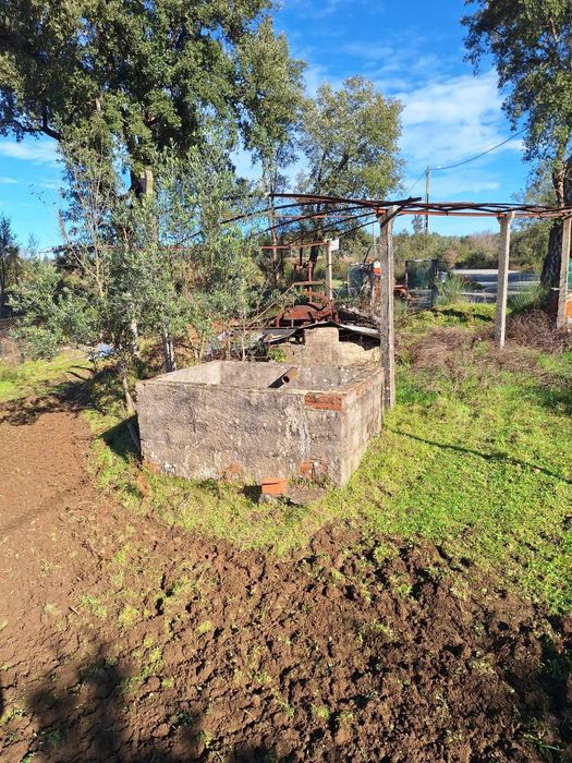 Quintinha Poço e Terreno - Stone house