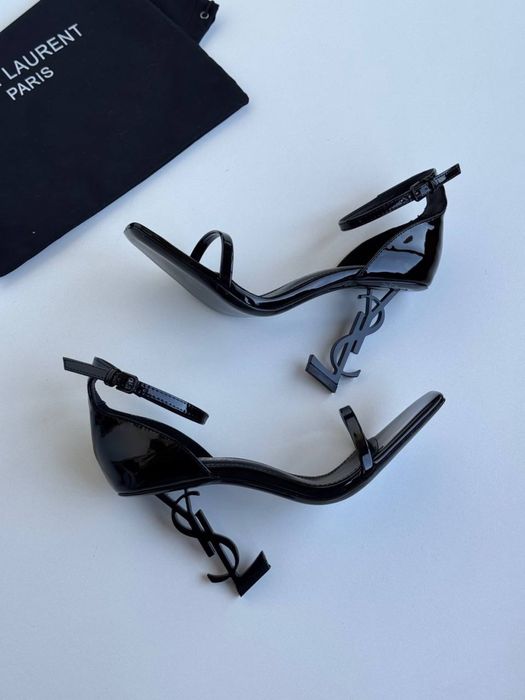 Босоніжки YSL чорний лак топ