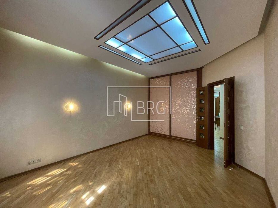 Квартира 3к с террасой,зимним садом Каниского(Тургеневская) 45/30 без%
