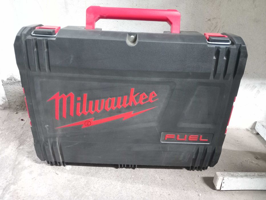 Vende-se Máquina impacto M18 ONEFHIWF12 MILWAUKEE
